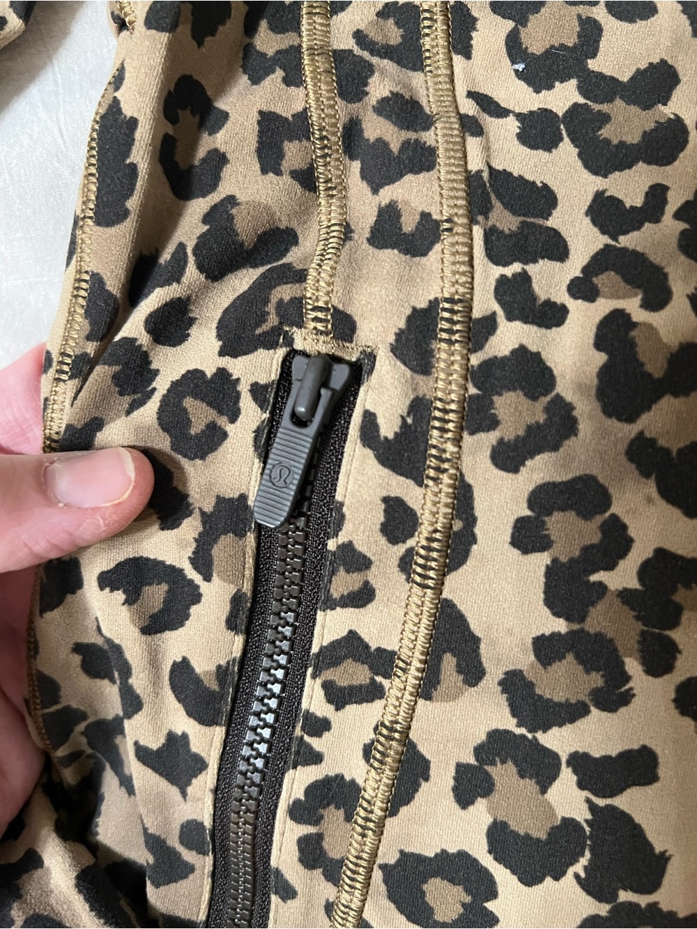 True Leopard Define Crop Jacket RARE - Picture 5 of 8
